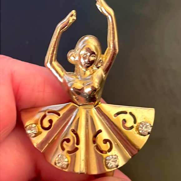 Vintage Coro Gold Tone Swan Lake Ballerina Brooch - Picture 5 of 10